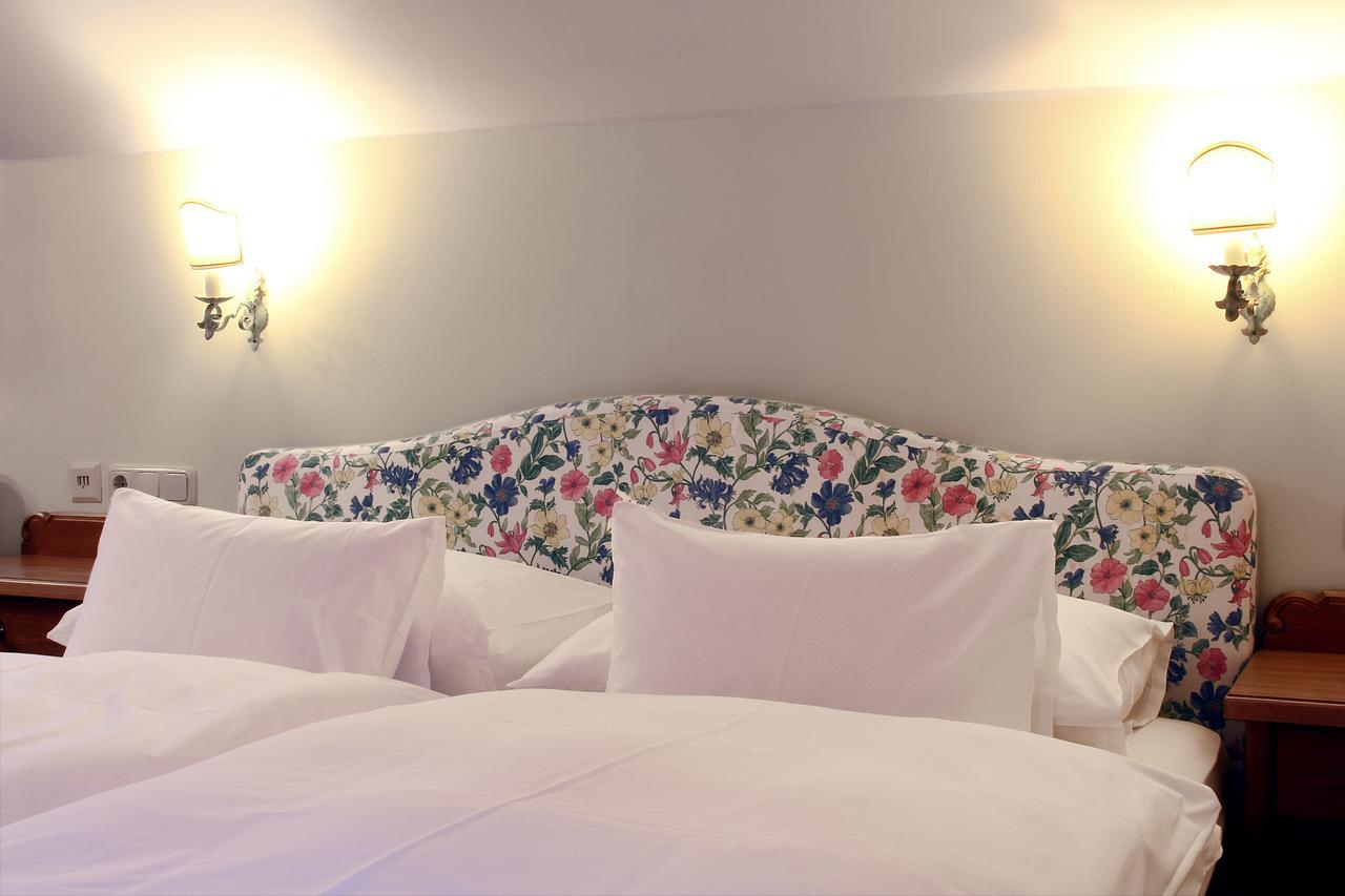 Gruener Baum Hotel บาดกัสไตน์ ห้อง รูปภาพ
